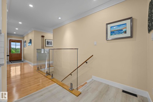 6523 Hardisty Drive, Edmonton, AB 