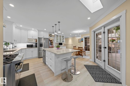 6523 Hardisty Drive, Edmonton, AB 