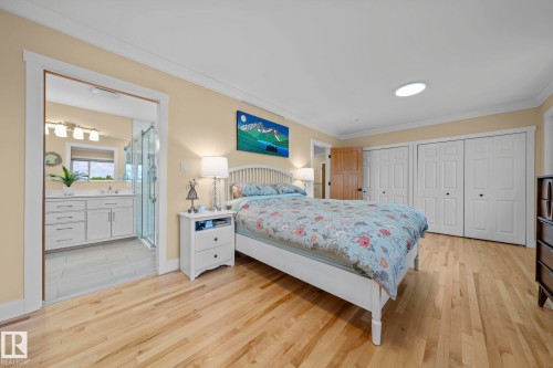 6523 Hardisty Drive, Edmonton, AB 