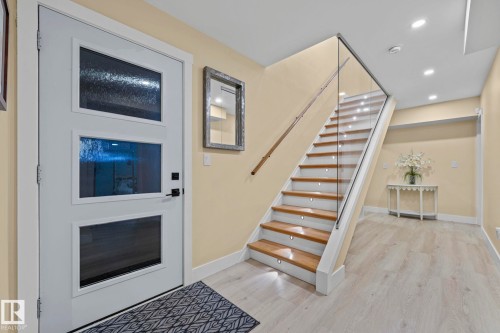 6523 Hardisty Drive, Edmonton, AB 