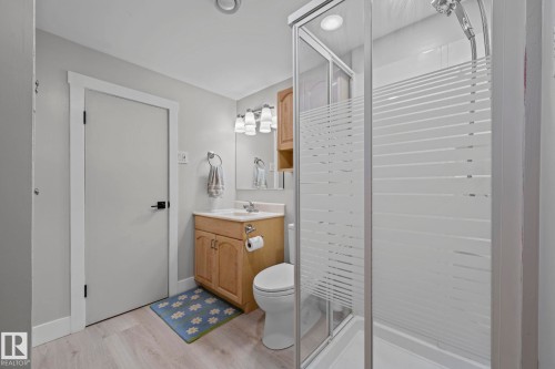 6523 Hardisty Drive, Edmonton, AB 