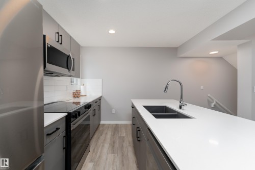 213 Marquis Boulevard, Edmonton, AB 