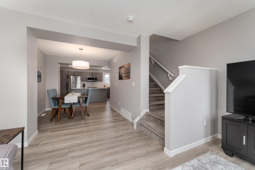 213 Marquis Boulevard, Edmonton, AB 