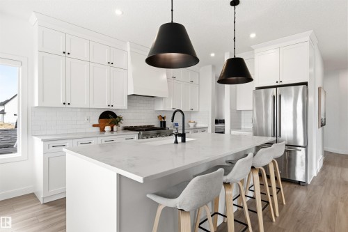 2243 Donaghey Way, Edmonton, AB - Indoor Photo Showing Kitchen With Upgraded Kitchen