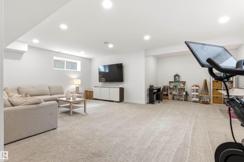 2243 Donaghey Way, Edmonton, AB - Indoor