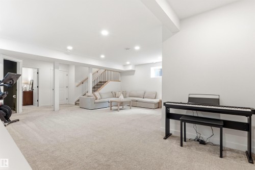 2243 Donaghey Way, Edmonton, AB - Indoor