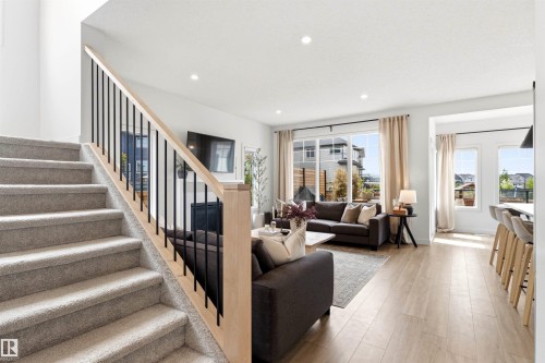 2243 Donaghey Way, Edmonton, AB - Indoor Photo Showing Other Room
