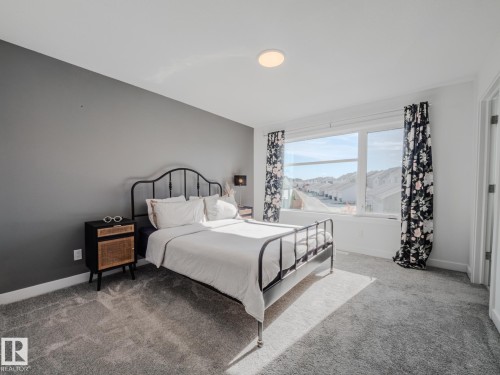 2957 Coughlan Green Green, Edmonton, AB 