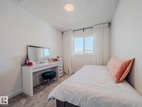 2957 Coughlan Green Green, Edmonton, AB 