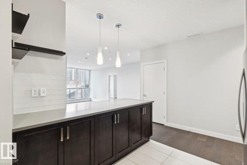 809 10238 103 Street, Edmonton, AB 