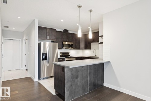 809 10238 103 Street, Edmonton, AB 