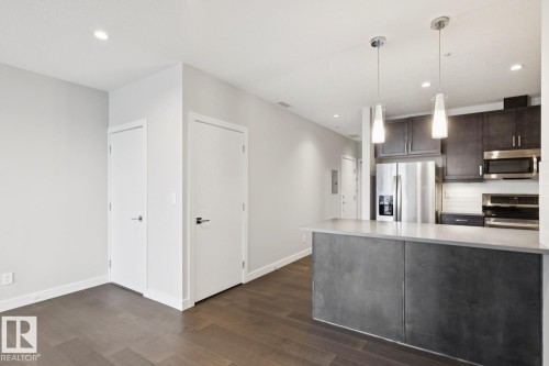 809 10238 103 Street, Edmonton, AB 