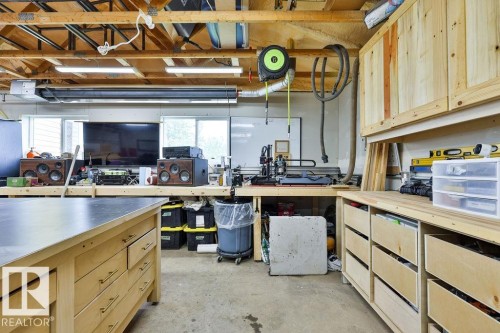 16035 123 Street, Edmonton, AB 