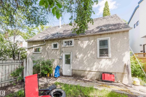 7230 112 Street, Edmonton, AB 