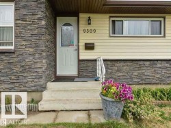 9309 163 Street  Edmonton, AB T5R 2P4