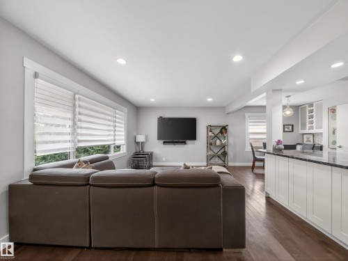 15803 83 Avenue, Edmonton, AB 