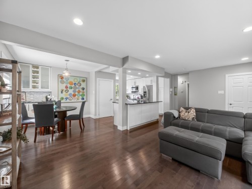 15803 83 Avenue, Edmonton, AB 