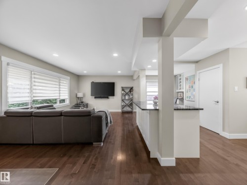 15803 83 Avenue, Edmonton, AB 