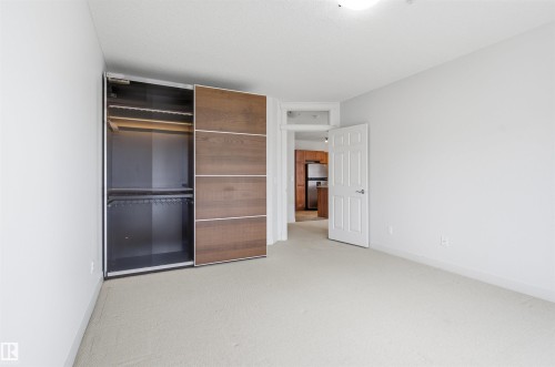 #407 802 12 St, Cold Lake, AB - Indoor Photo Showing Other Room