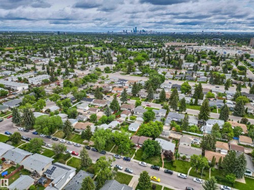 8719 164A Street, Edmonton, AB 