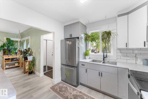 12921 123A Street, Edmonton, AB 