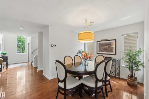 9730 95 Street, Edmonton, AB 