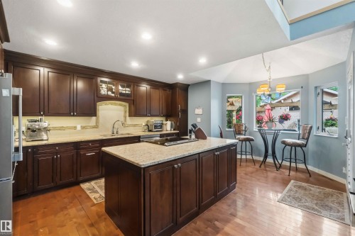 9730 95 Street, Edmonton, AB 