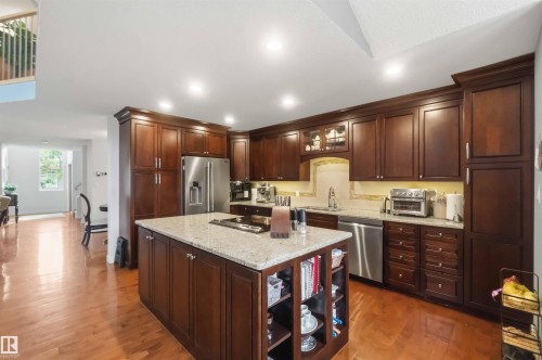 9730 95 Street, Edmonton, AB 