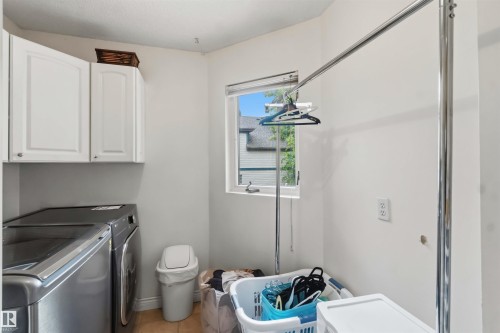 9730 95 Street, Edmonton, AB 