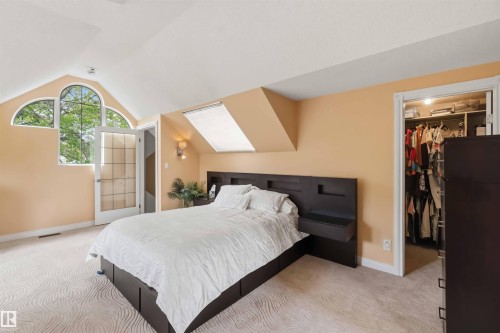 9730 95 Street, Edmonton, AB 