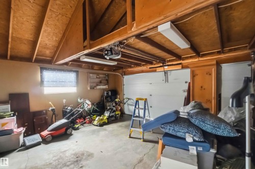 9730 95 Street, Edmonton, AB 