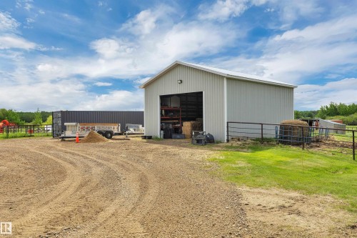 22363 Wye Road, Rural Strathcona County, AB 