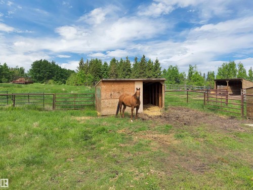 22363 Wye Road, Rural Strathcona County, AB 