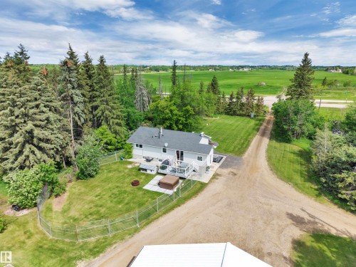 22363 Wye Road, Rural Strathcona County, AB 