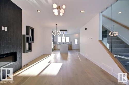 13909 107A Avenue, Edmonton, AB 