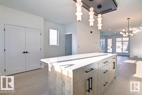 13909 107A Avenue, Edmonton, AB 