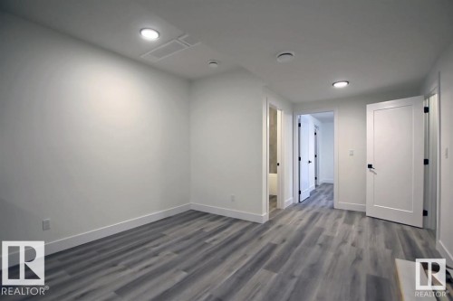 13909 107A Avenue, Edmonton, AB 