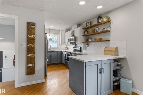 43 Laydon Drive, St. Albert, AB 