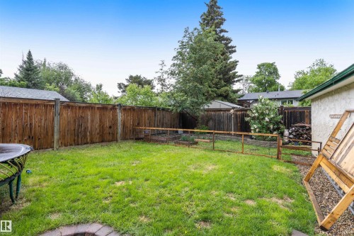 43 Laydon Drive, St. Albert, AB 