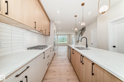 9637 85 Street, Edmonton, AB 