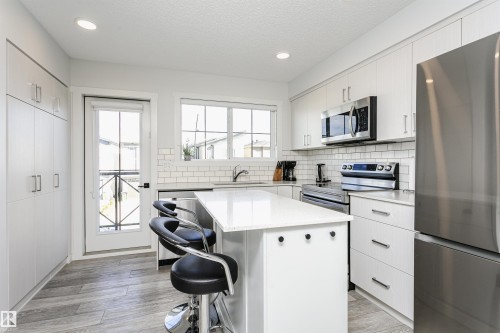 19627 28 Avenue, Edmonton, AB 