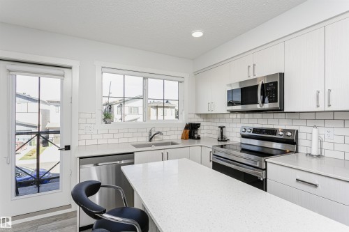 19627 28 Avenue, Edmonton, AB 