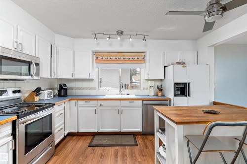21 Graham Avenue, St. Albert, AB 
