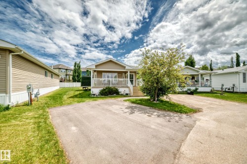 1749 Jubilee Loop, Sherwood Park, AB 