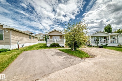 1749 Jubilee Loop, Sherwood Park, AB 