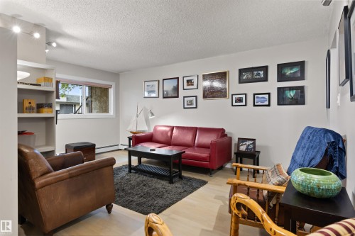 6011 Tudor Glen, St. Albert, AB 