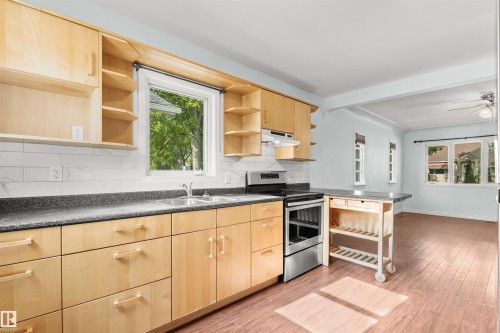11605 91 Street, Edmonton, AB 