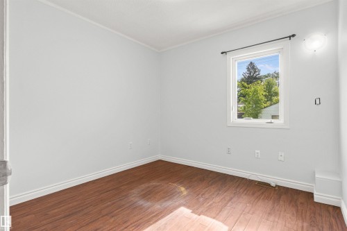 11605 91 Street, Edmonton, AB 