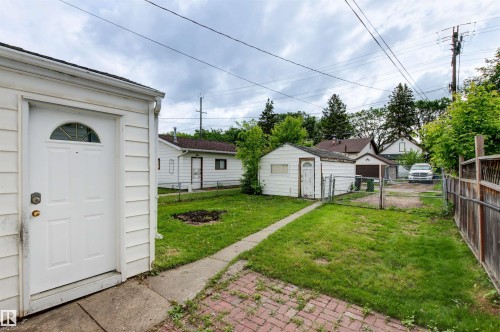 11605 91 Street, Edmonton, AB 