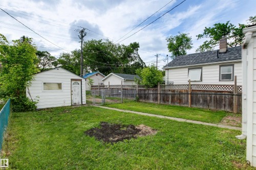 11605 91 Street, Edmonton, AB 